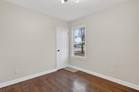 15661 State Street South Holland IL 60473