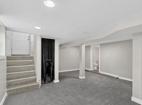 15661 State Street South Holland IL 60473