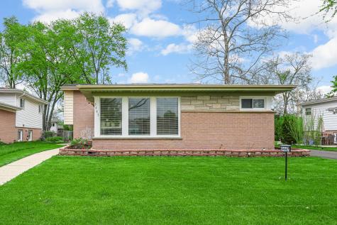 9447 Overhill Avenue Morton Grove IL 60053