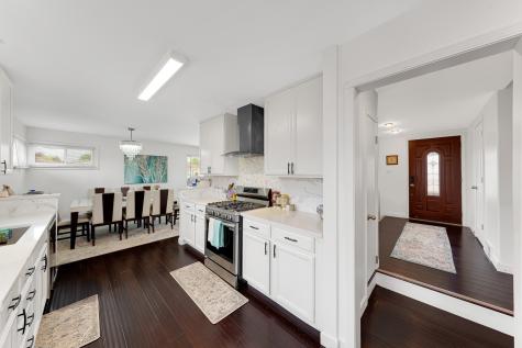 9447 Overhill Avenue Morton Grove IL 60053