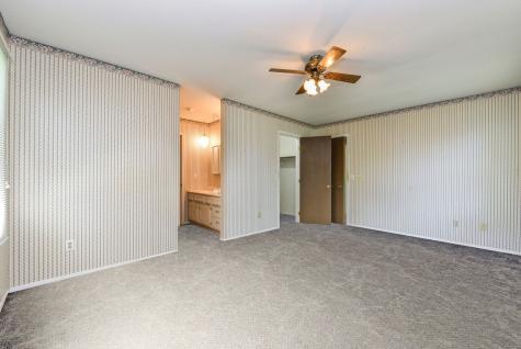 40 Cayman Drive Montgomery IL 60538