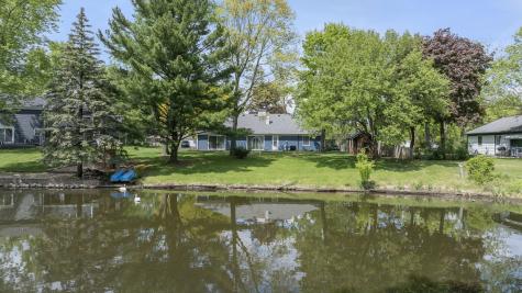 40 Cayman Drive Montgomery IL 60538