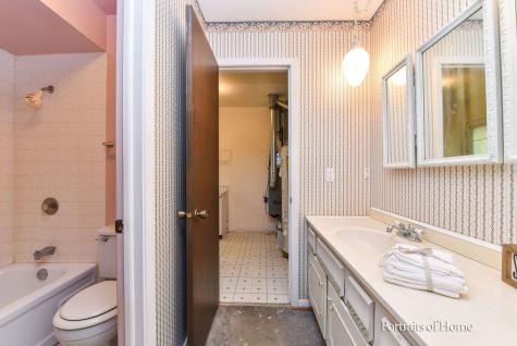 40 Cayman Drive Montgomery IL 60538