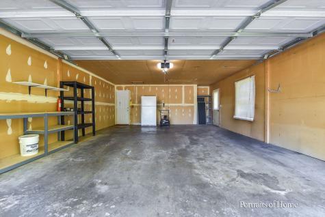40 Cayman Drive Montgomery IL 60538