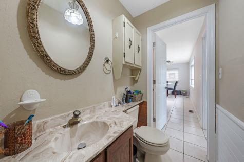 602 Bluff Court Streamwood IL 60107
