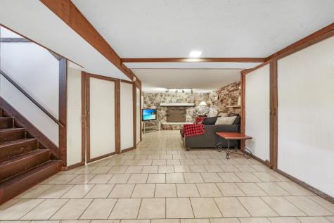 602 Bluff Court Streamwood IL 60107