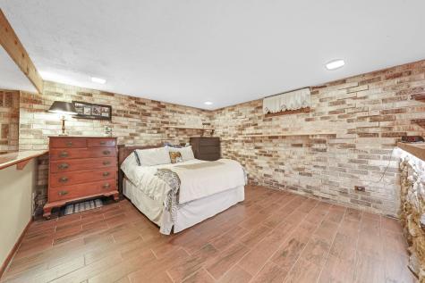 602 Bluff Court Streamwood IL 60107