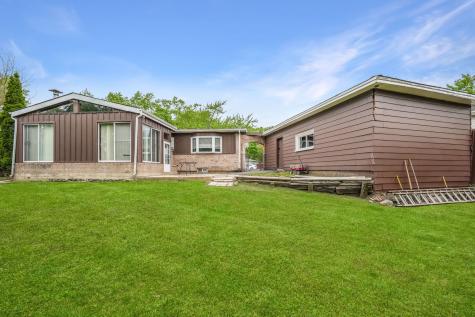 602 Bluff Court Streamwood IL 60107