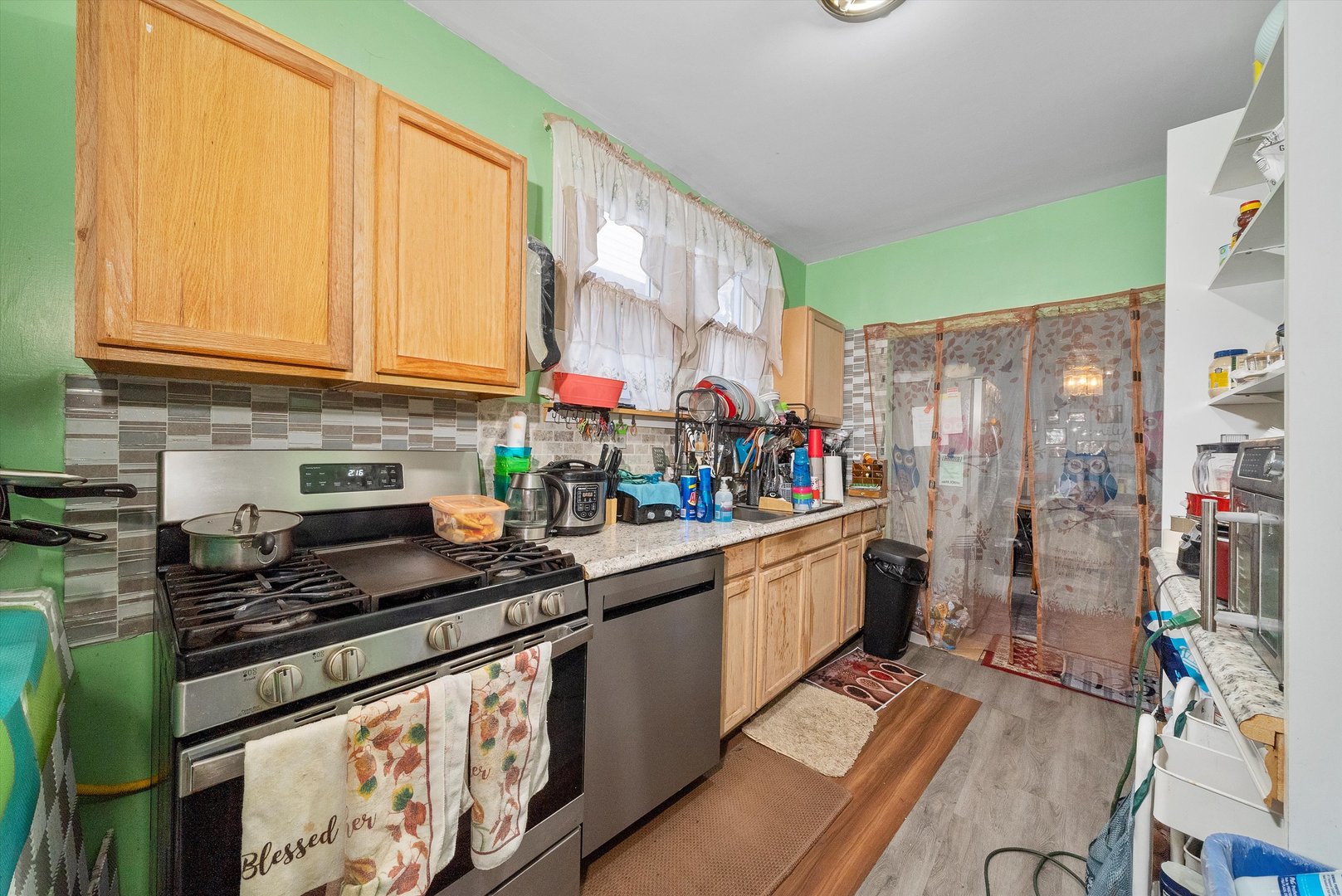 8325 South Dante Avenue Chicago IL 60619