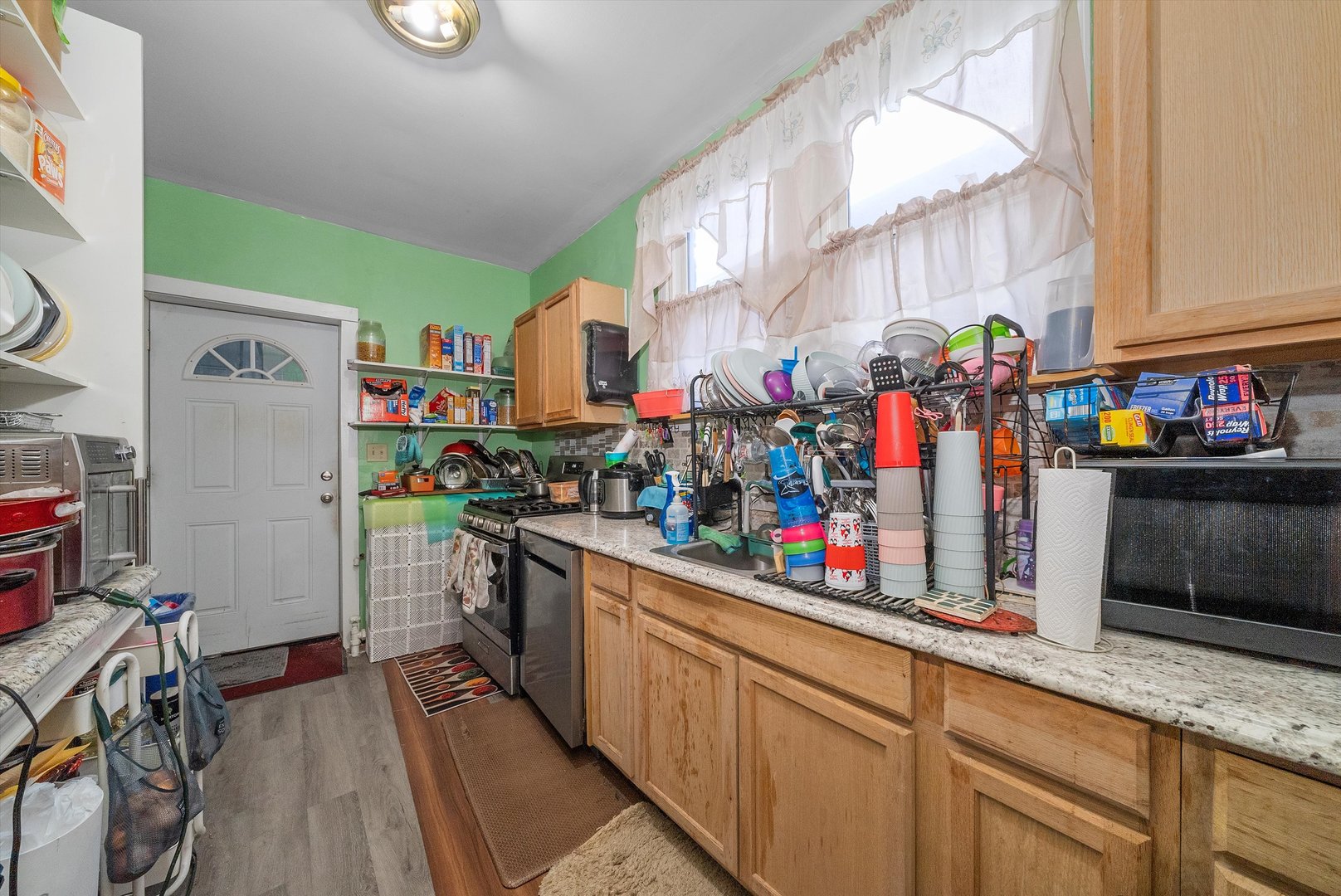 8325 South Dante Avenue Chicago IL 60619