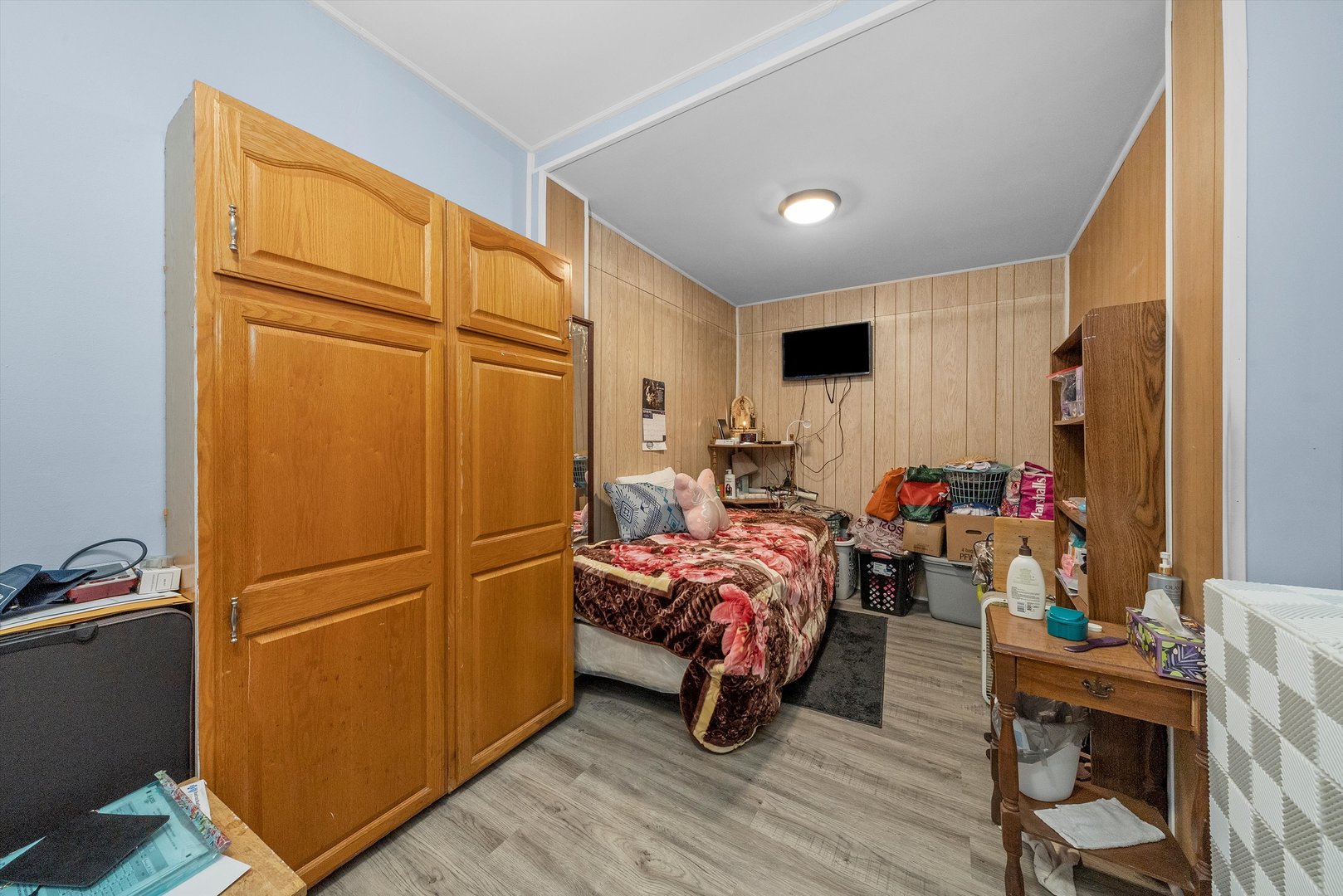 8325 South Dante Avenue Chicago IL 60619