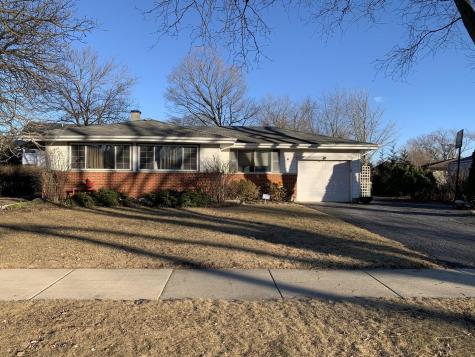 1609 North Walnut Avenue Arlington Heights IL 60004