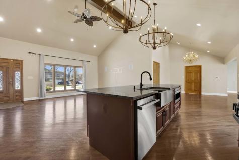 5N464 Neva Terrace Itasca IL 60143
