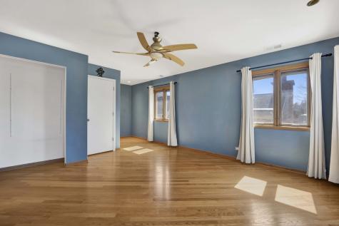 5N464 Neva Terrace Itasca IL 60143