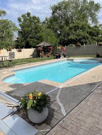 5N464 Neva Terrace Itasca IL 60143