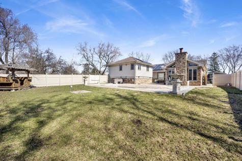 5N464 Neva Terrace Itasca IL 60143
