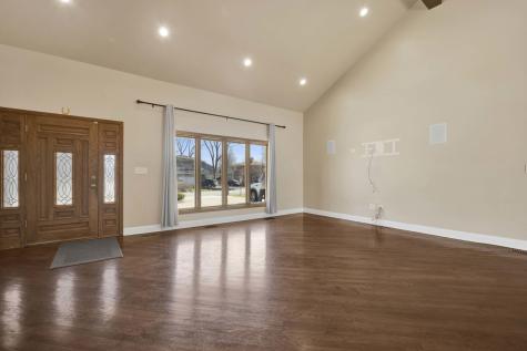 5N464 Neva Terrace Itasca IL 60143