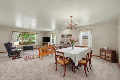 1910 Augusta Drive Champaign IL 61821