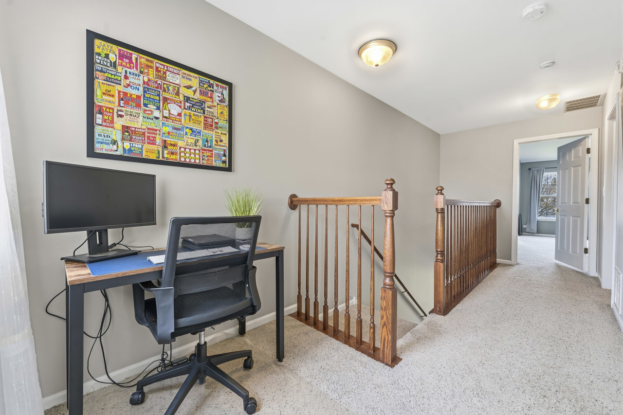 913 Genesee Drive Naperville IL 60563