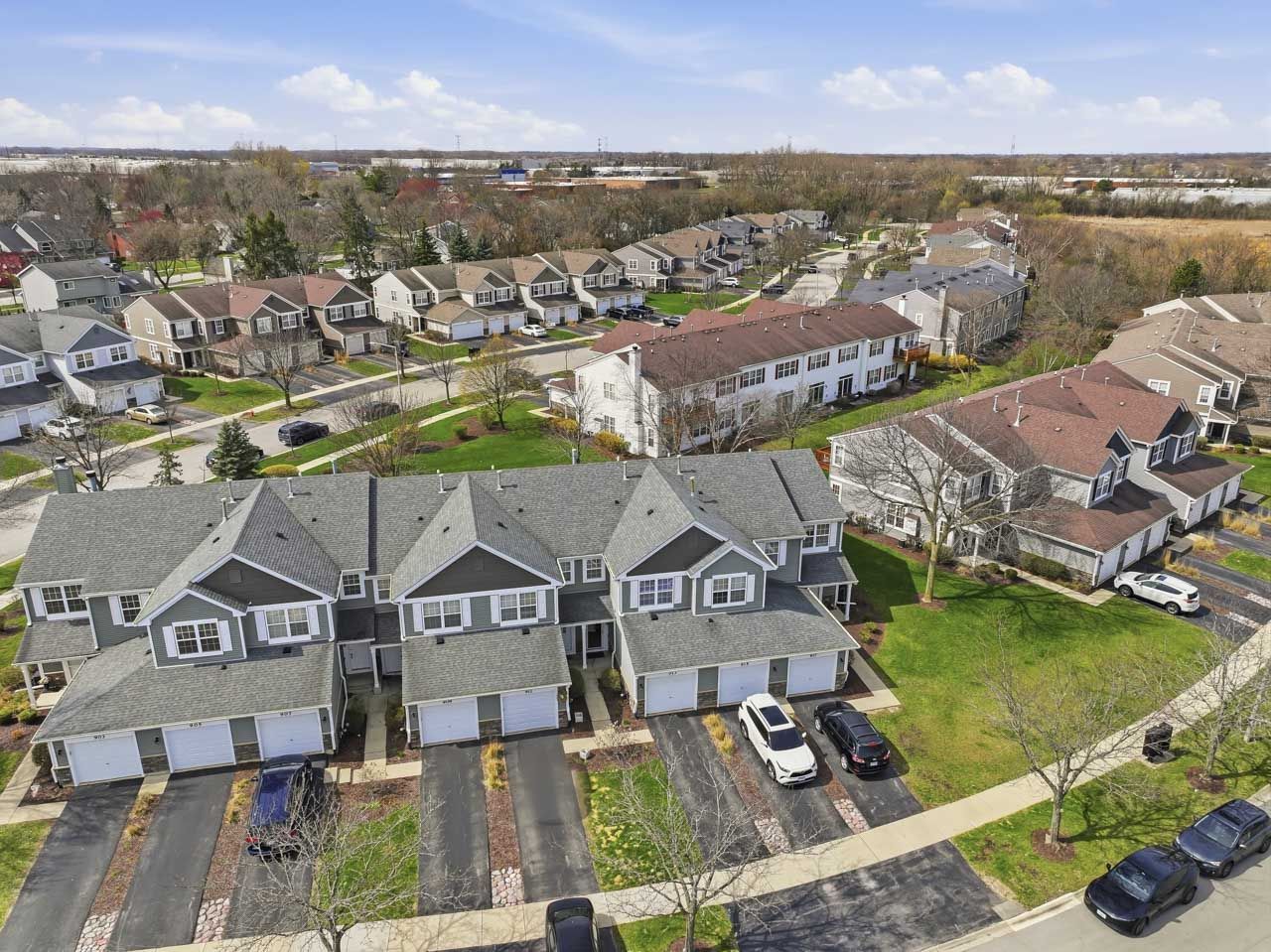 913 Genesee Drive Naperville IL 60563