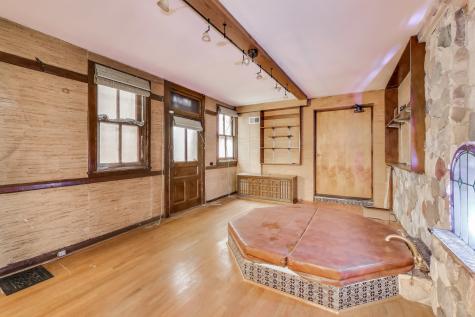 1312 North Astor Street Chicago IL 60610