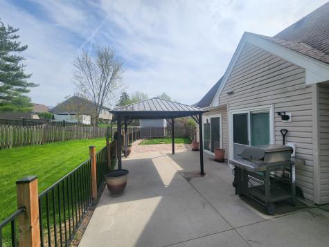 10 Ash Court Streamwood IL 60107