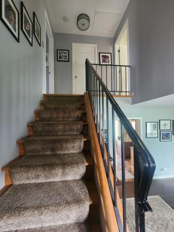 10 Ash Court Streamwood IL 60107