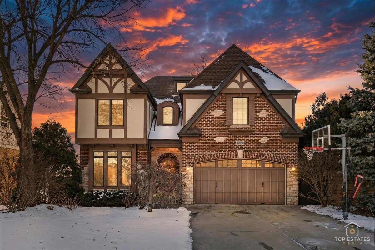 110 North Elm Avenue Elmhurst IL 60126