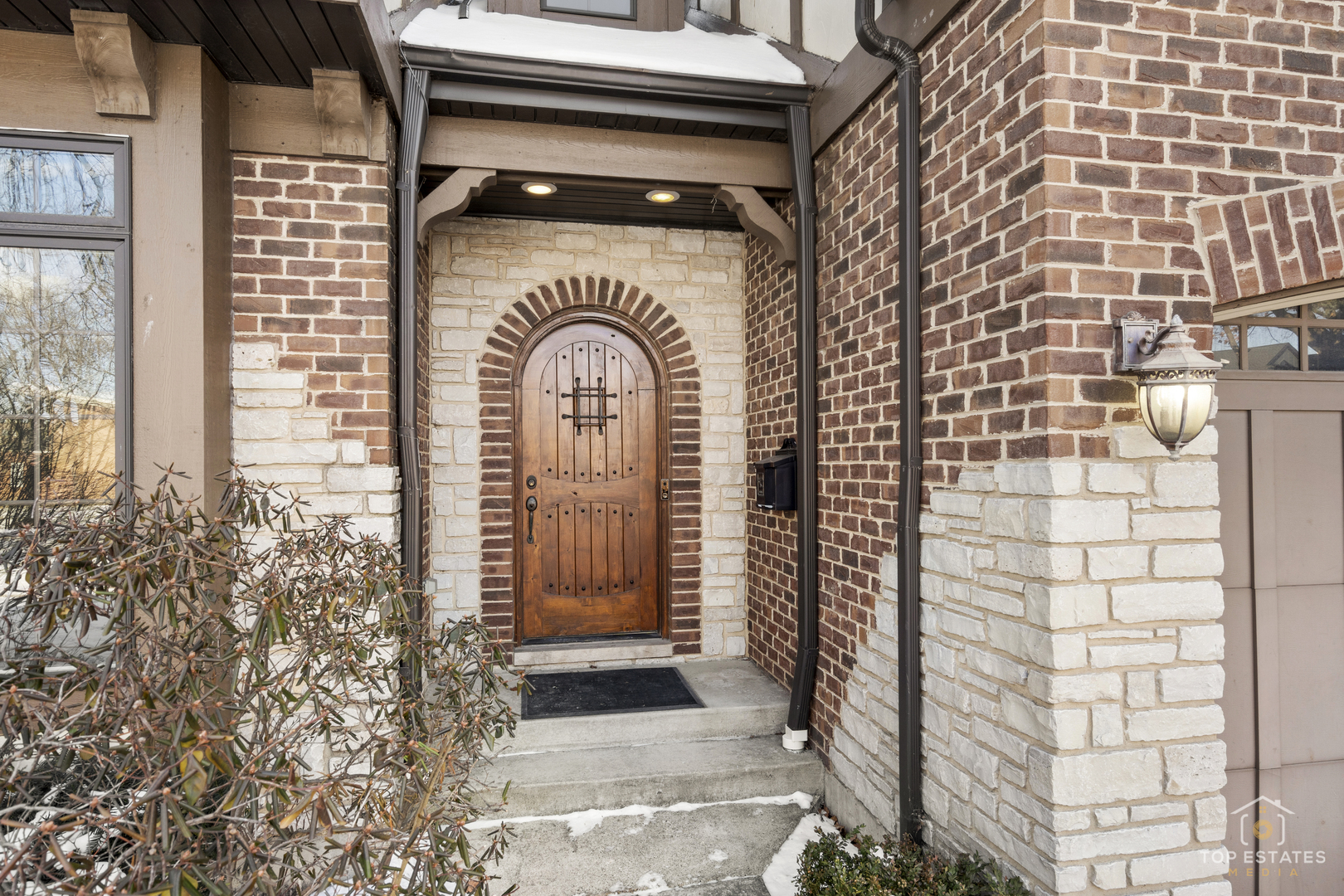 110 North Elm Avenue Elmhurst IL 60126