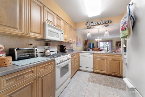 1354 West Byron Avenue Addison IL 60101