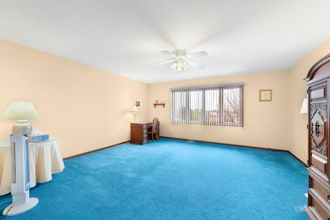 1354 West Byron Avenue Addison IL 60101