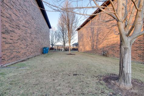 1354 West Byron Avenue Addison IL 60101