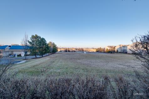 1354 West Byron Avenue Addison IL 60101