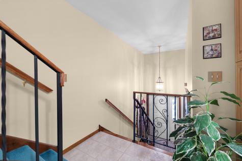 1354 West Byron Avenue Addison IL 60101