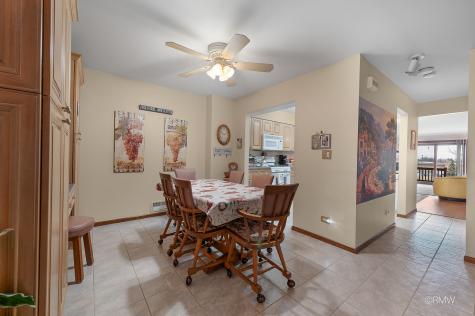 1354 West Byron Avenue Addison IL 60101