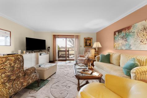 1354 West Byron Avenue Addison IL 60101