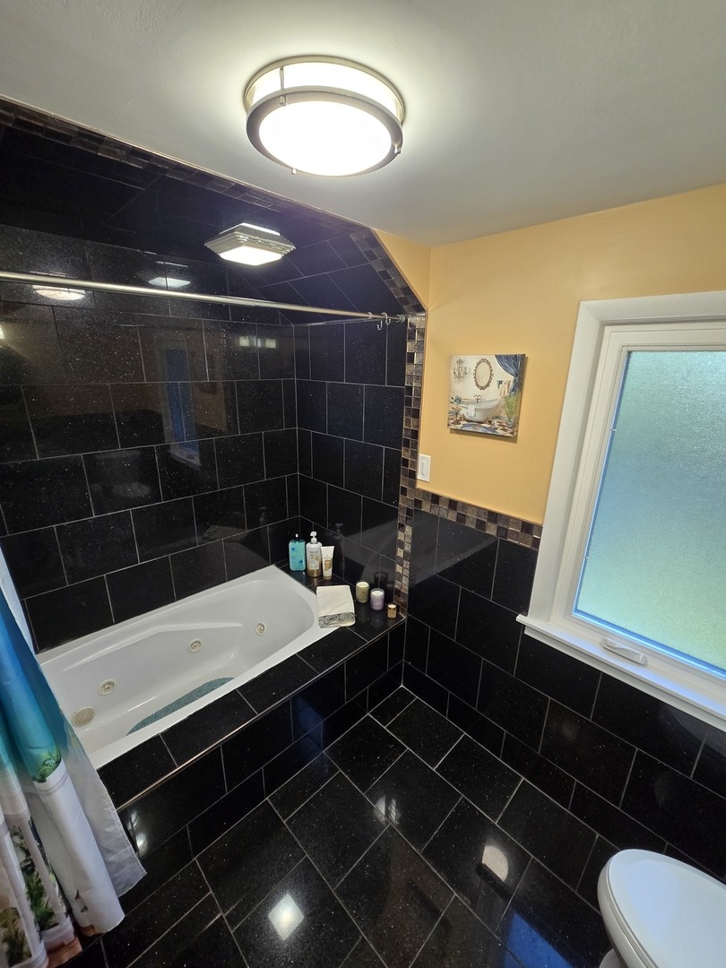 25W201 Summit Drive Naperville IL 60563