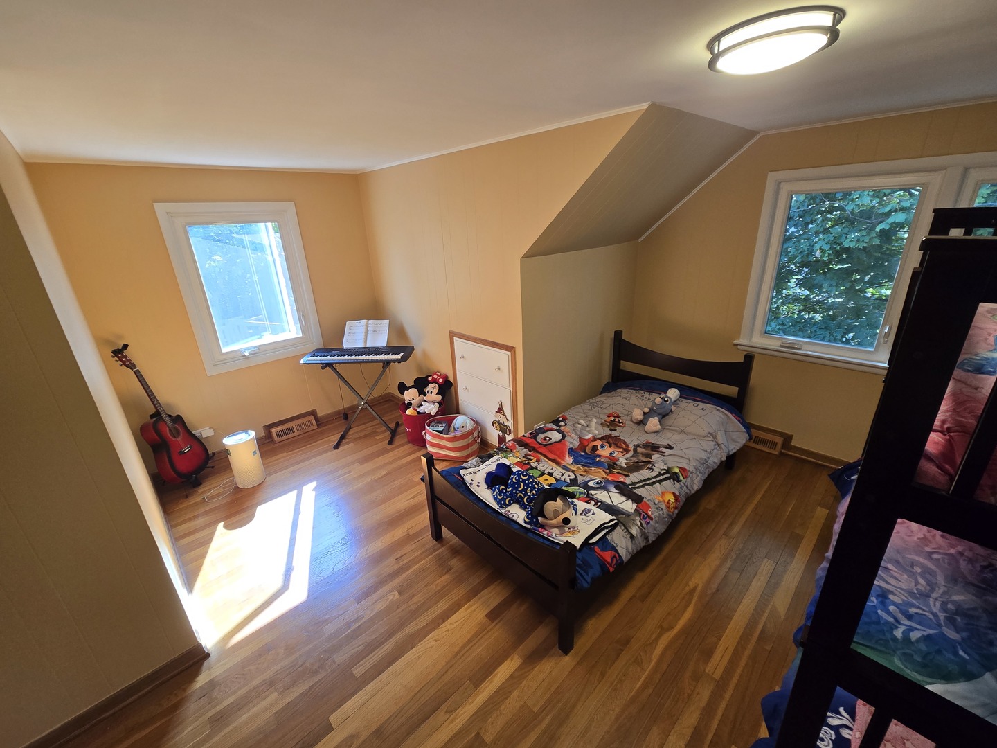 25W201 Summit Drive Naperville IL 60563