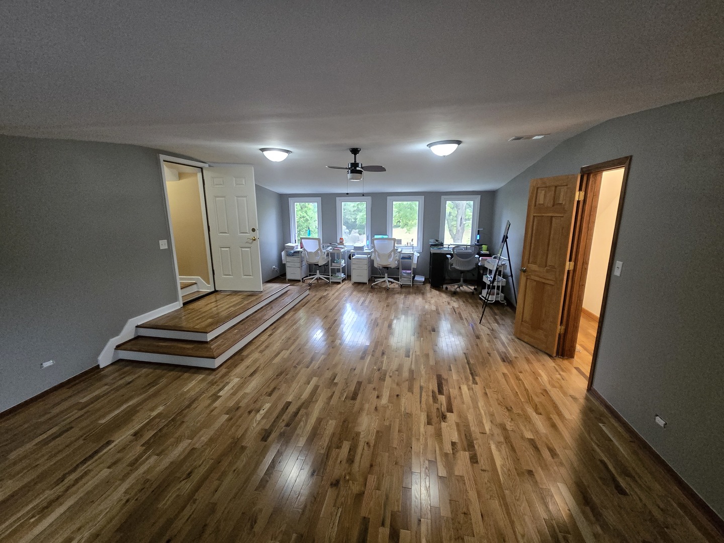 25W201 Summit Drive Naperville IL 60563