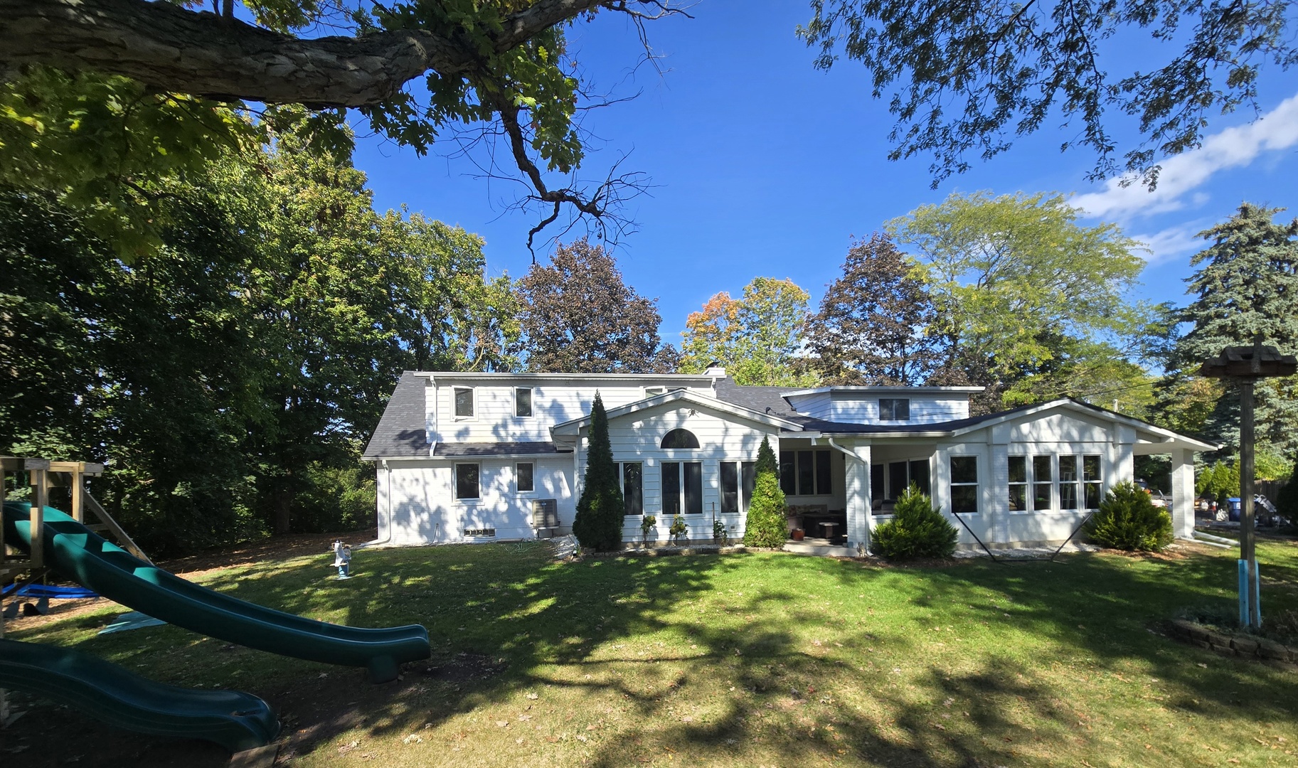 25W201 Summit Drive Naperville IL 60563