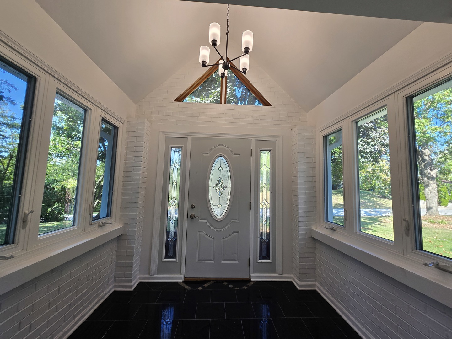 25W201 Summit Drive Naperville IL 60563