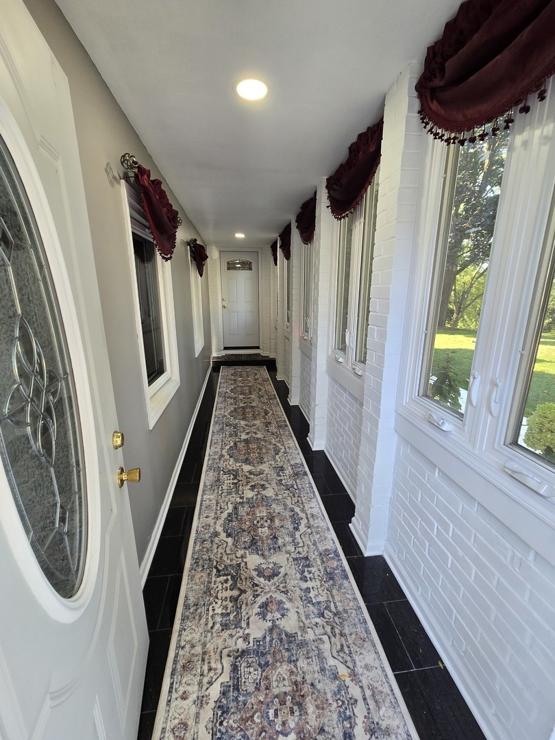 25W201 Summit Drive Naperville IL 60563