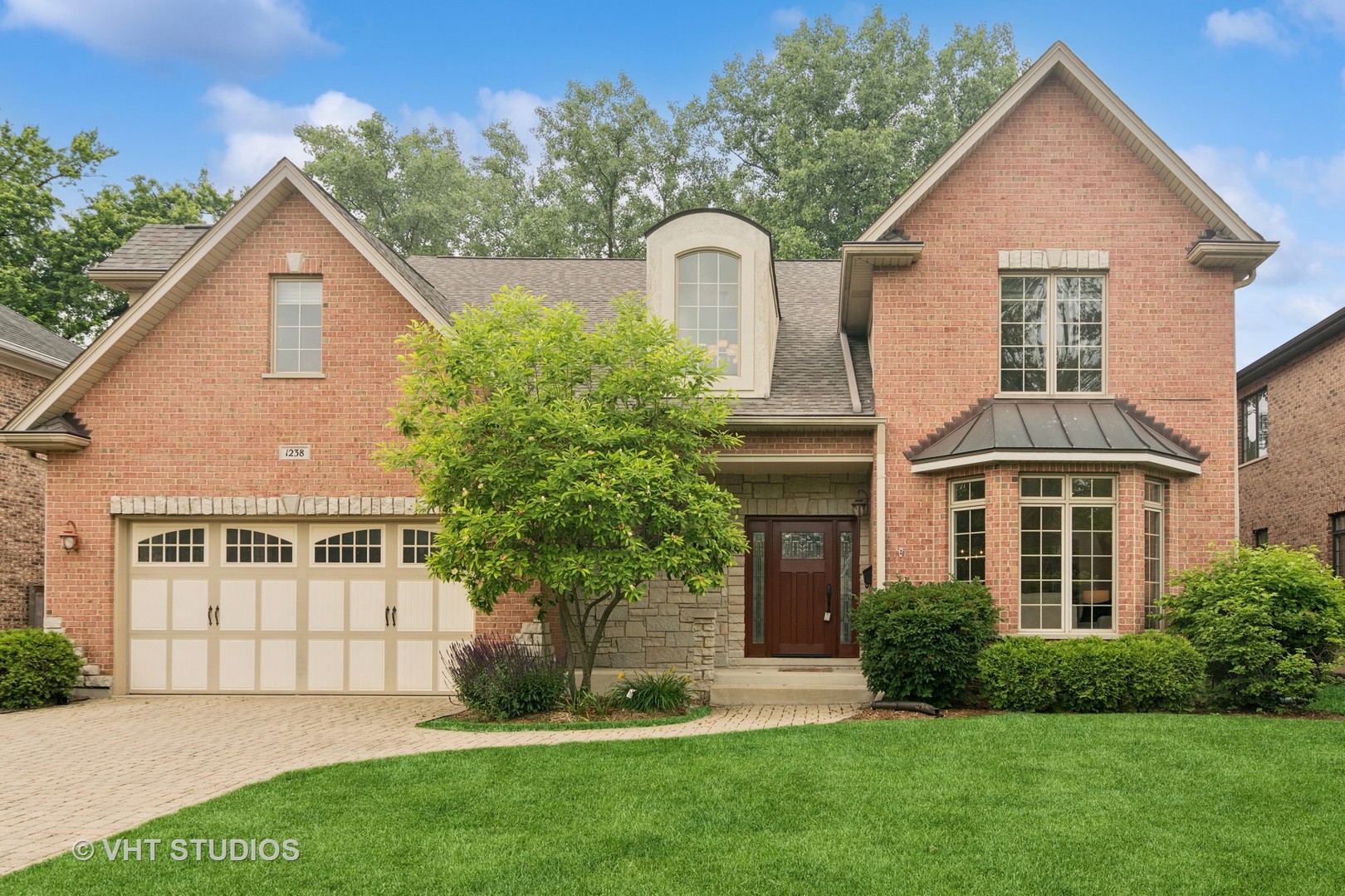1238 North Illinois Avenue Arlington Heights IL 60004