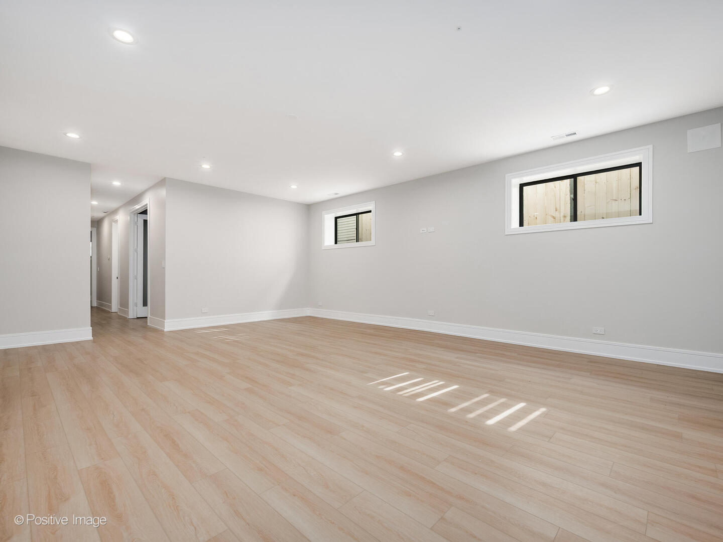 1303 West Barry Avenue Chicago IL 60657
