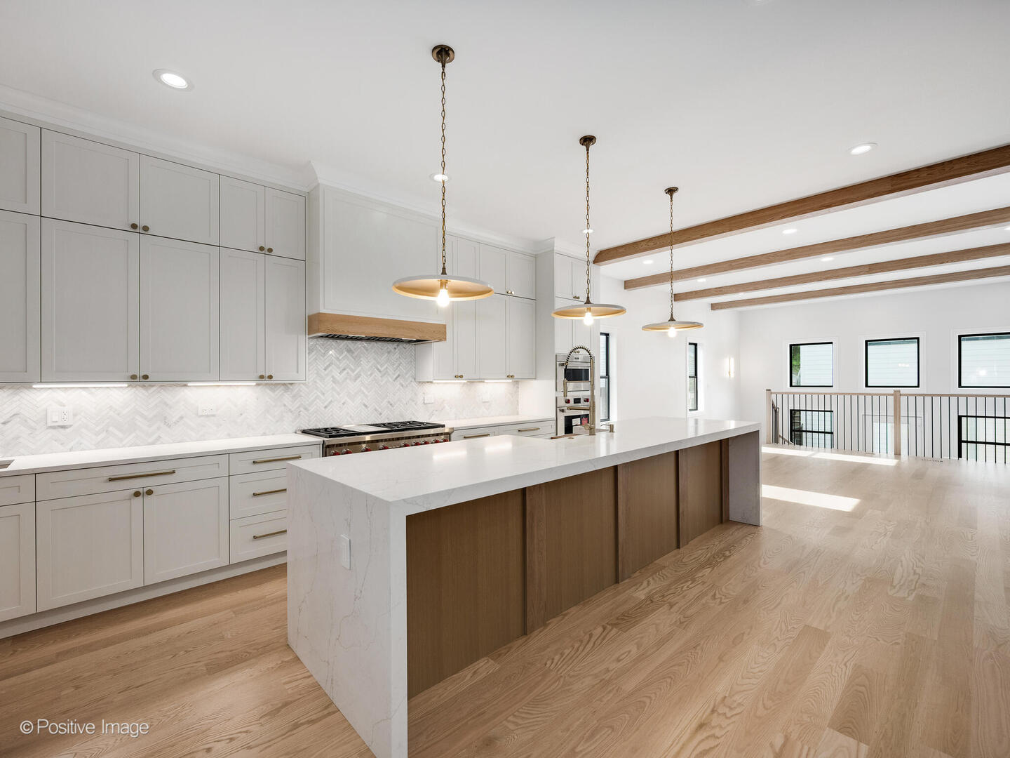 1303 West Barry Avenue Chicago IL 60657