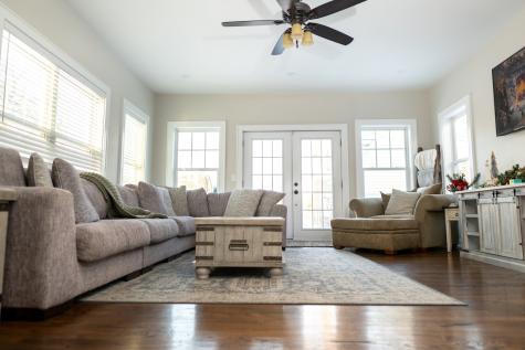371 South Madison Street Oswego IL 60543