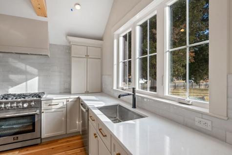 304 South Prairie Street Batavia IL 60510