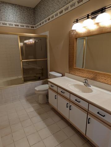 3447 Daren Drive Freeport IL 61032