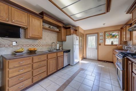 17049 West Edwards Road Antioch IL 60002