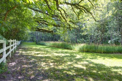 17049 West Edwards Road Antioch IL 60002